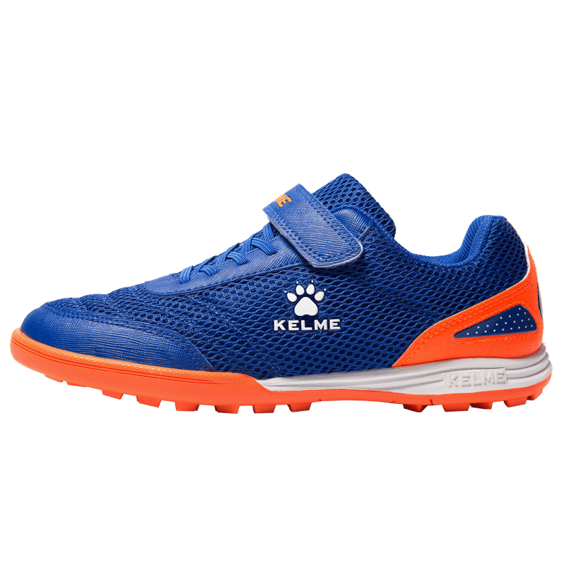 鞋为孩子们的梦想助力！让运动更轻松卡尔美